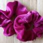 Preview: Scrunchie Samt 10 cm purpur hell Haargummi