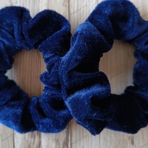 Scrunchie Samt 10 cm marine dunkel Haargummi